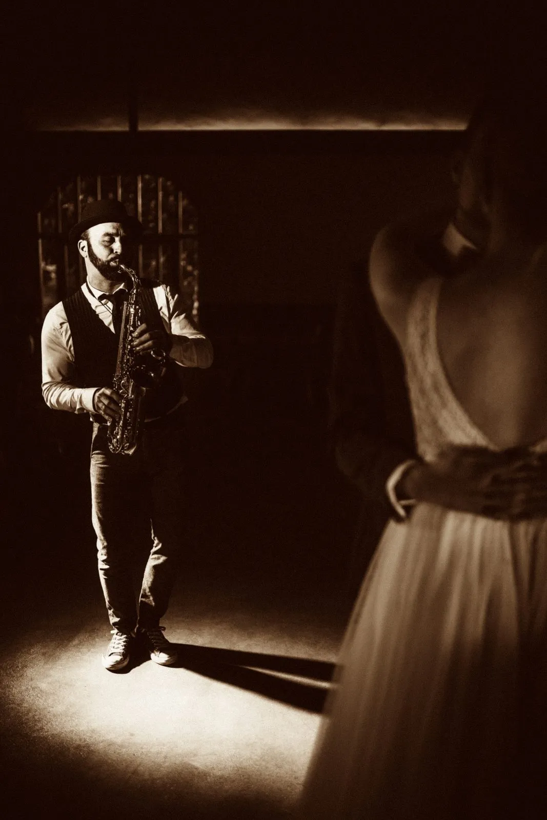 Saxophonist bei Trauung und Empfang